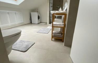 Luftige Dachwohnung mit besonderem Charme - Foto 6