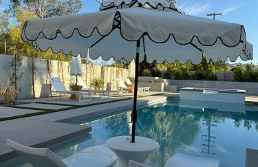 Aerhaus - Mid-Century Oasis - Foto 24