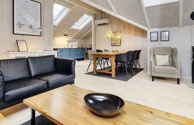 4 Person Holiday Home in Martofte - Photo 6