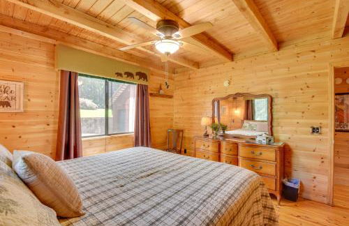 Lakefront Six Mile Vacation Rental with Dock - Foto 12