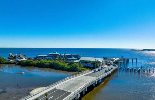 Walkable Beachfront Retreat on Cedar Key! - Foto 34