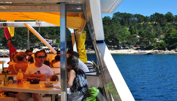 En el restaurante de a bordo