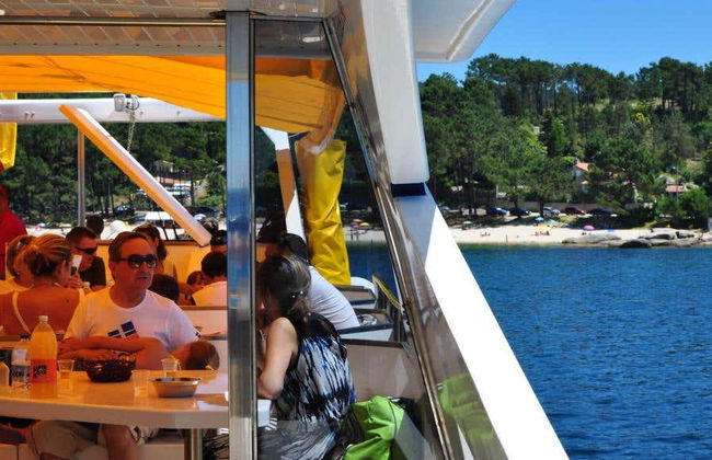 Ría de Arousa Cruise + Lunch - Photo 3