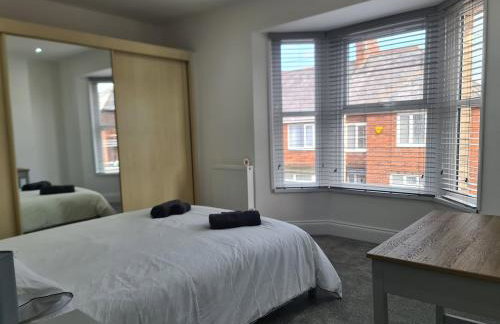 Pearce House-Brand New 3 bed-Sleeps 6-Garden - Foto 4