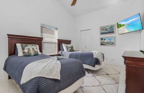 Serene Pool Home in Gated Community-Naples - Foto 27