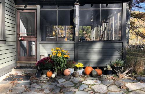 Cozy Cottage Rental with Lake Views near Okemo State Forest, Vermont - Foto 26