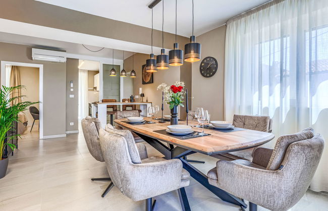 Albona Luna - Foto 43