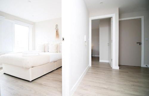 Stylish 2-Bed Apartment in the Heart of Cardiff Bay - Foto 7