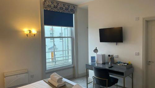 The Old Custom House - Photo 4