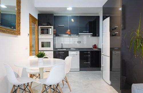 Holidays2Malaga Carrera Capuchinos Aircon Downtown & Parking Optional - Photo 4