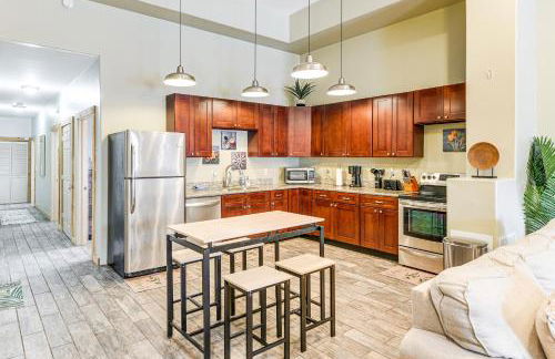 Bring a Pet Historic Downtown Olean Apartment - Foto 7