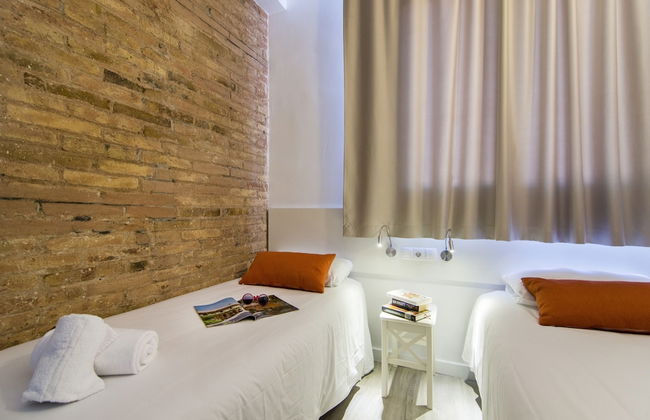 Happy People Sagrada Familia - Foto 8