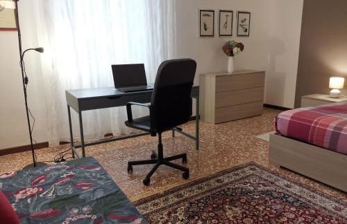 AT HOME IN CREMONA - Foto 6