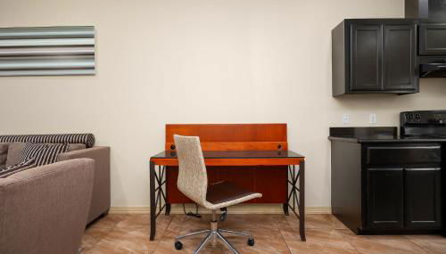 Hummingbird Haven 3 with Patio - Photo 5