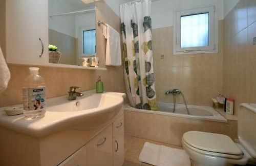 Gaia cottage with garden - Photo 9