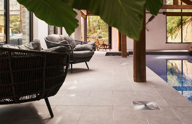 Swifts Return in Lower Ashton - Foto 34