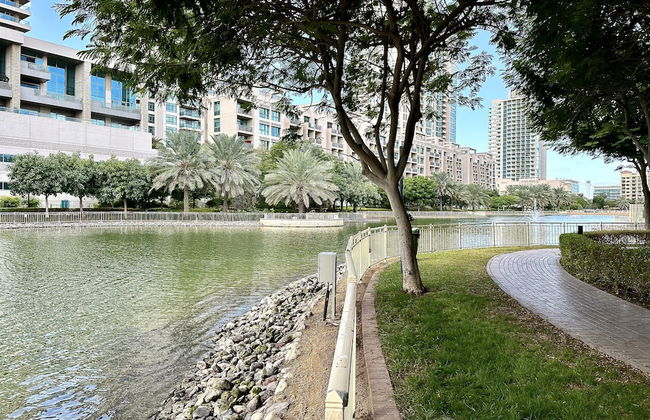 Lux BnB Travo Tower I Private Garden I Lake View - Photo 44