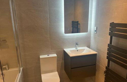 2 Bedroomed apt by Sefton Park and Spire Hospital - Foto 35