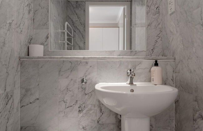 Bright, Modern One-bed With Stunning View of Thames - Foto 17