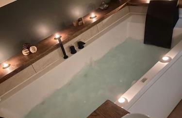 Les Secrets de la Baie - le Refuge - parenthèse enchantée avec Spa privatif - Foto 1