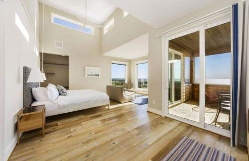 New Modern Waterfront Home w Saltwater Pool - Foto 38