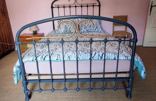 4 Bed-Sleeps 8-Aircon-Garden-Pool-Parking - Foto 5