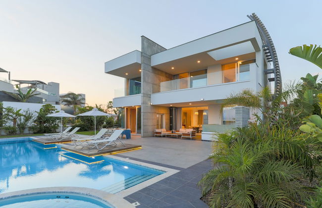 Tranquility Beachfront Villa - Foto 53