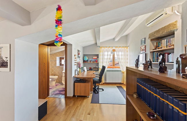 Belvilla by OYO Plush Holiday Home With Garden - Foto 40