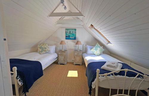 Granary at Kergudon Gîtes, family gîte with pool - Foto 16