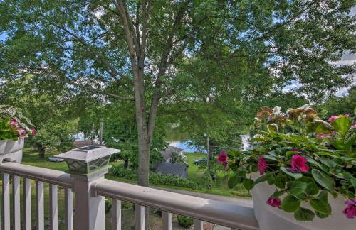 Charming Hanoverton Cottage on Guilford Lake! - Foto 27