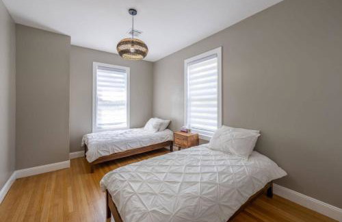 Pool House Near NYC FIFA Stay for Groups - Foto 73