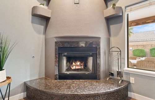 Beautiful Desert Oasis Villa with Pool - Foto 13