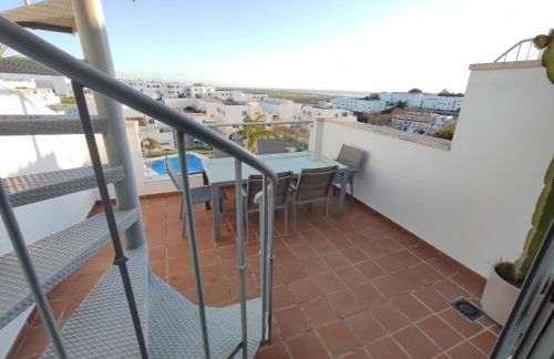 Apartamentovistasconil, ático con piscina, jardín, pista de pádel y solárium - Foto 24