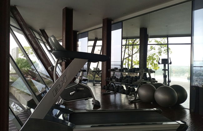 Best Homey And Modern Studio At Uttara The Icon Apartment - Photo 16