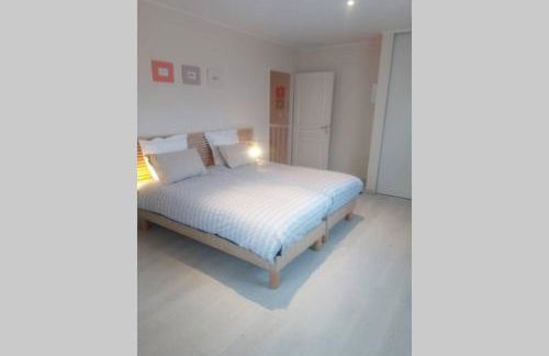 Appt 1 à 4 pers Cocoon,1,500 km sortie auto, 3 km Ctre Mâcon, PKG cour privée - Foto 13