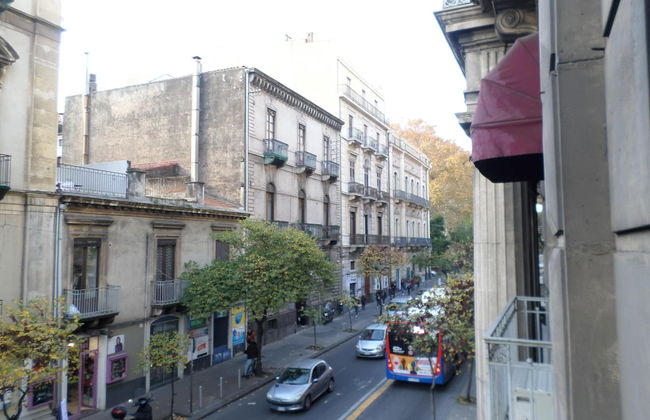 Catania Centro Rooms - Foto 17