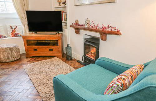 Cosy Cottage - Photo 2