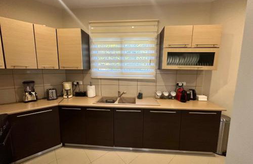 Modern Apartment Near Athens Airport, Beach & Metropolitan Expo - Foto 34