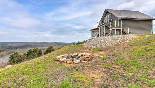 Rustic Norfork Studio with Million Dollar View! - Foto 2