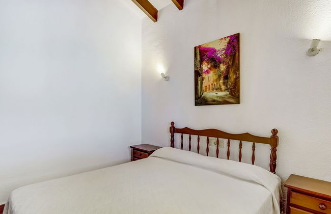 Serene Villa in Calpe With Private Swimming Pool - Photo 24