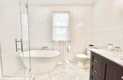 3 story, 100 year-old home, 4BR, 3 king & 2 queen beds - Foto 8