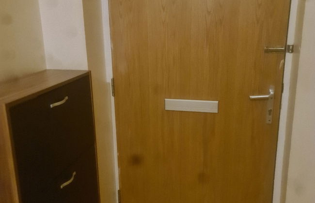 Remarkable 1-bed Apartment in Romford - Photo 33