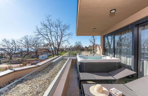 Quercus Village Penthouse with jacuzzi - Foto 23