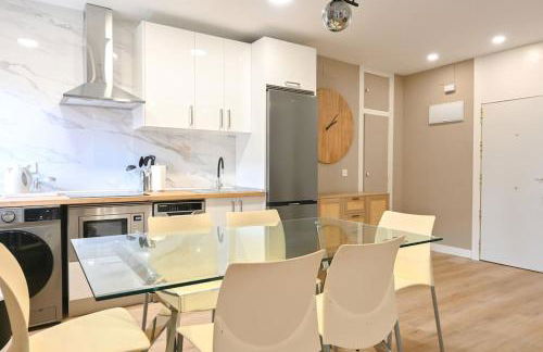 For You Rentals Amplia Casa temporal Madrid de 3 Dormitorios M VIL45 - Foto 2