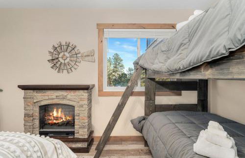 The Pine Getaway on 60 Acres with Hot Tub - Photo 11