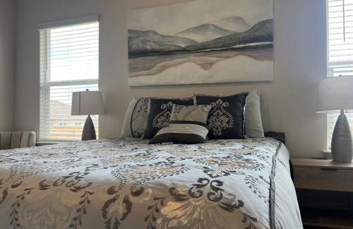 New 4BR Walk to Community Pool & Playground - Foto 51