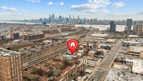 Stylish 3-Bedroom Retreat Minutes to NYC - Foto 5