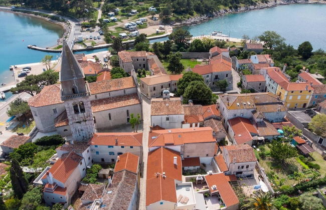 Impeccable 4-bed Apartment in Osor - Foto 31