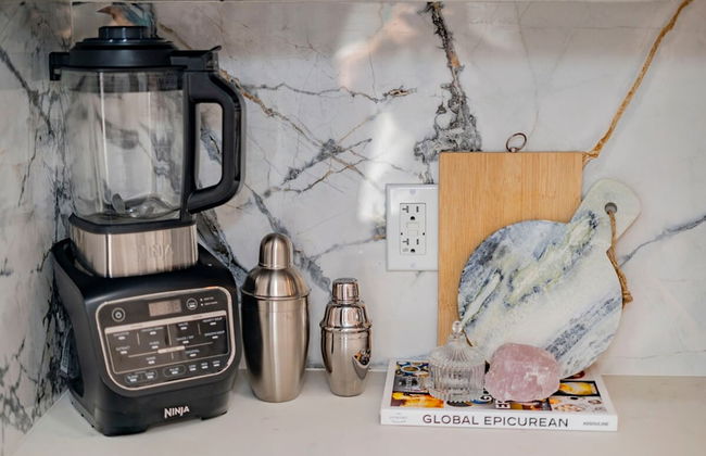 Cozy Family Retreat Game Room Backyard in Hacienda - Foto 48