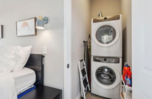 Family Fun Near Cedar Point - Rooftop Lake Views - Photo 33